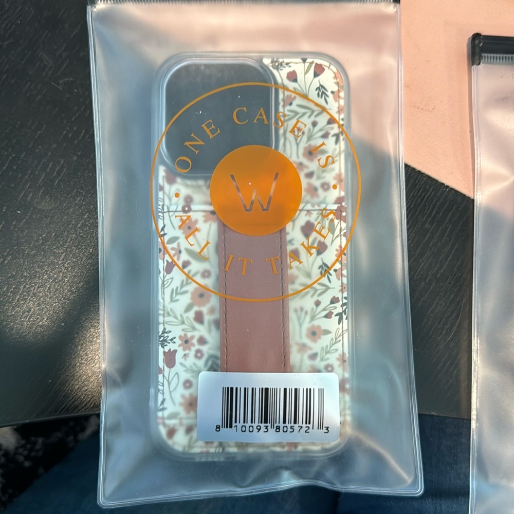 Brand new Walli Case iPhone 14 Pro.
